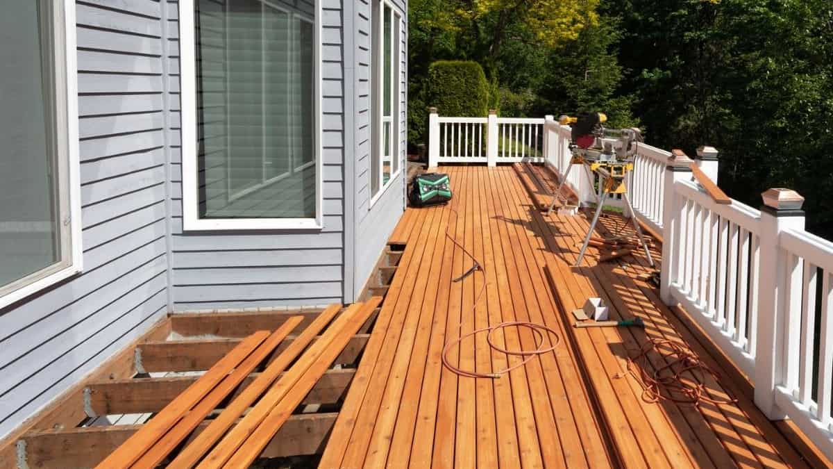 Deck builder & Repair Pressure washing Home Interior & Interior